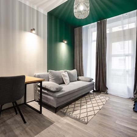 Modern Living Apartment - 3-Zimmer - Nuernberg Nord, Ruhige Seitenstrasse, Fusslaeufig Strassenbahn 외부 사진