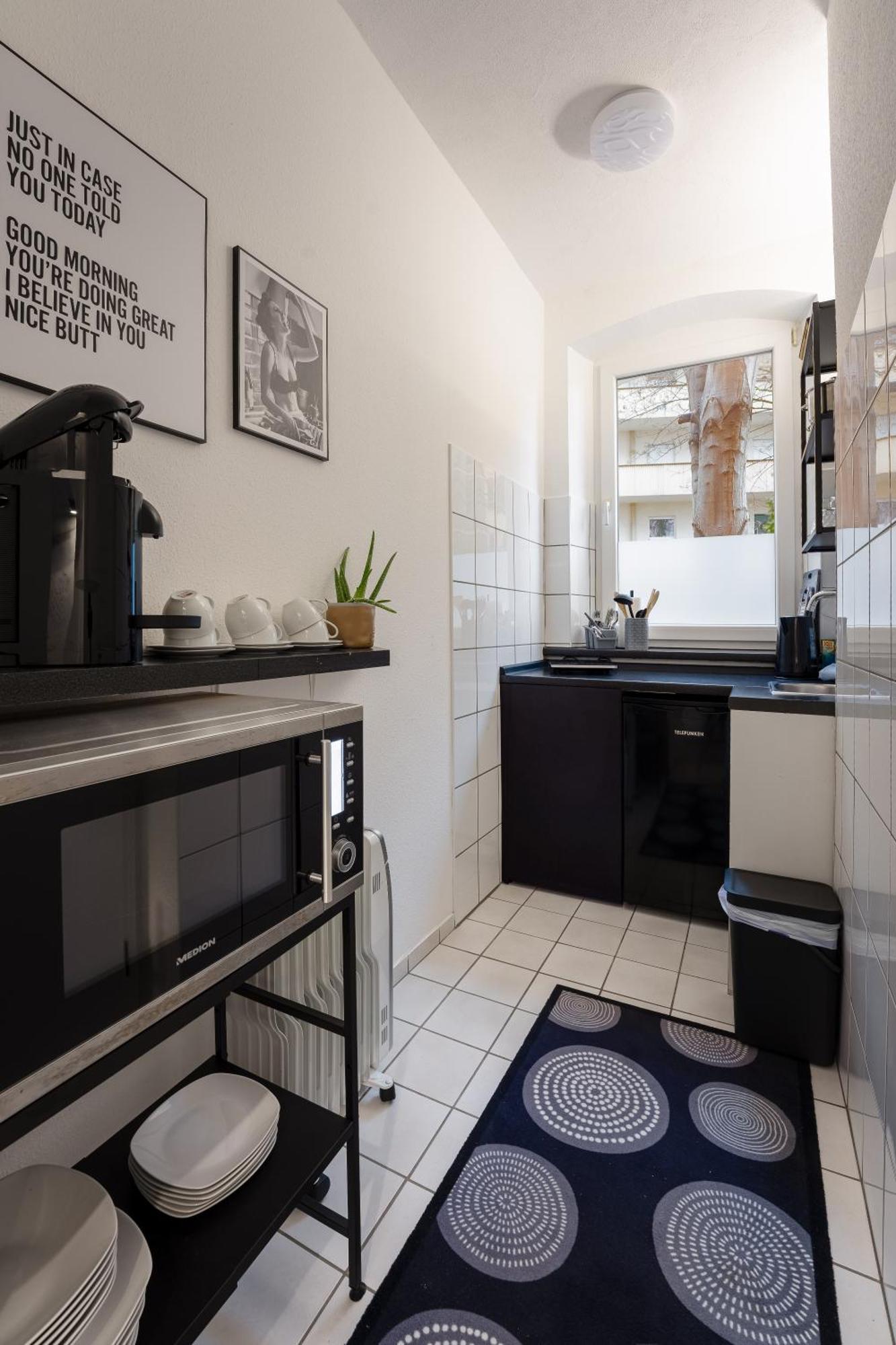 Modern Living Apartment - 3-Zimmer - Nuernberg Nord, Ruhige Seitenstrasse, Fusslaeufig Strassenbahn 외부 사진